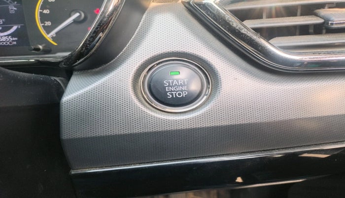 2023 Tata Harrier XT PLUS 2.0L KRYOTEC DARK EDITON, Diesel, Manual, 35,855 km, interior