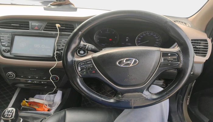 2016 Hyundai Elite i20 ASTA 1.4 CRDI, Diesel, Manual, 2,34,853 km, interior