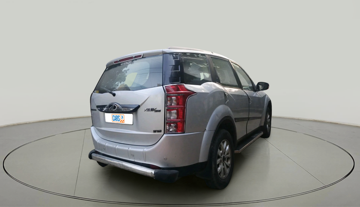 2016 Mahindra XUV500 W10 1.99, Diesel, Manual, 1,42,139 km, exterior