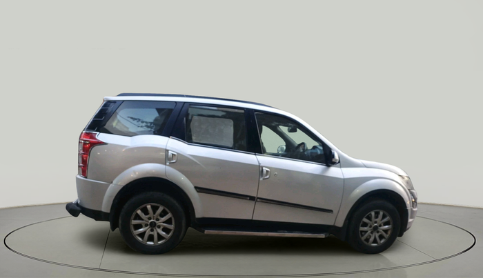 2016 Mahindra XUV500 W10 1.99, Diesel, Manual, 1,42,139 km, exterior