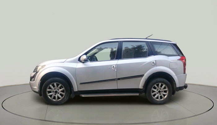 2016 Mahindra XUV500 W10 1.99, Diesel, Manual, 1,42,139 km, exterior