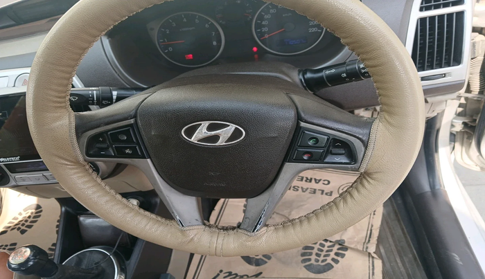 2011 Hyundai i20 SPORTZ 1.2, Petrol, Manual, 1,10,507 km, interior