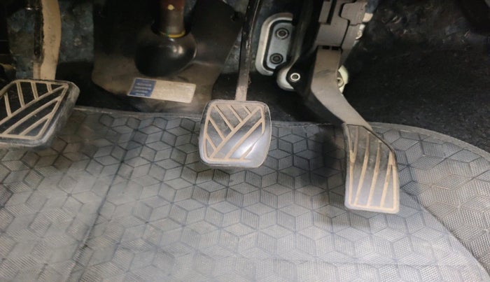 2017 Maruti Swift LXI (O), Petrol, Manual, 1,03,936 km, interior