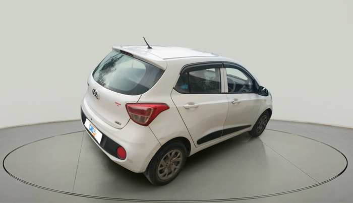 2017 Hyundai Grand i10 MAGNA 1.2 KAPPA VTVT, Petrol, Manual, 82,308 km, exterior