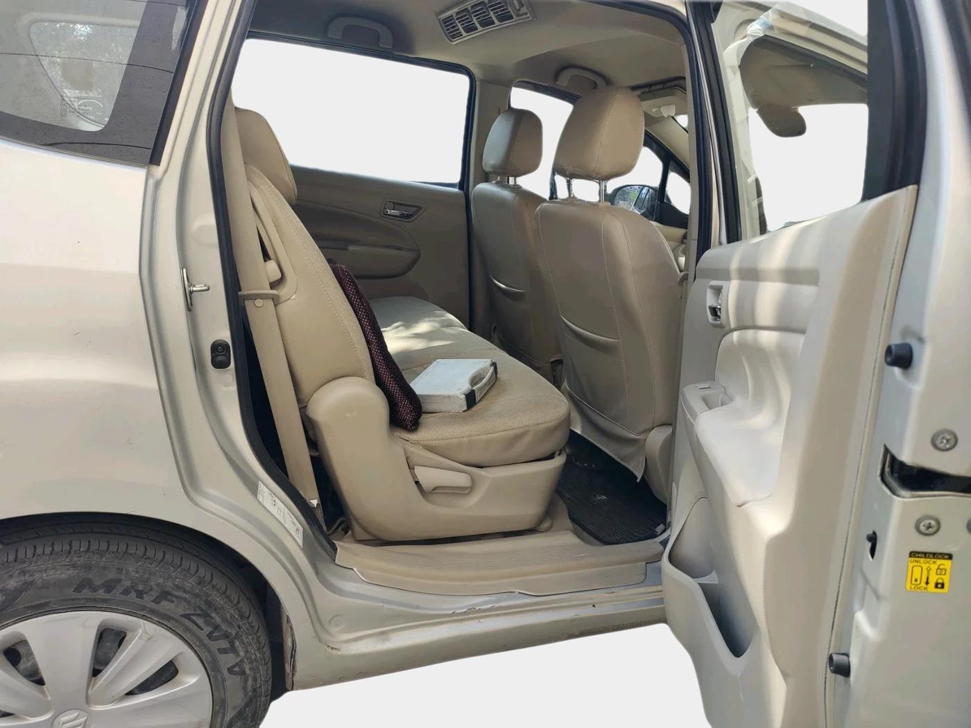 2017 Maruti Ertiga VXI, Petrol, Manual, 1,150 km, interior