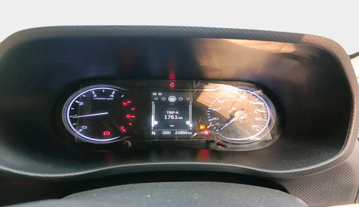 2022 Mahindra BOLERO NEO N 10, Diesel, Manual, 22,850 km, interior