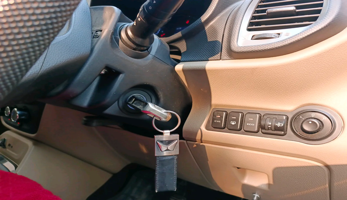 2022 Mahindra BOLERO NEO N 10, Diesel, Manual, 22,850 km, interior