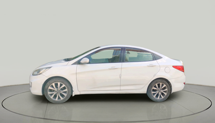 2014 Hyundai Verna FLUIDIC 1.6 VTVT SX AT, Petrol, Automatic, 94,409 km, exterior