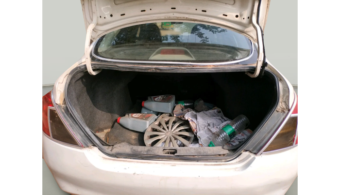 2013 Nissan Sunny XE, Petrol, Manual, 1,36,572 km, exterior