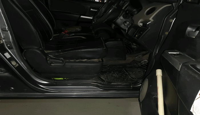 2014 Maruti Wagon R 1.0 LXI CNG, Petrol, Manual, 2,00,000 km, interior