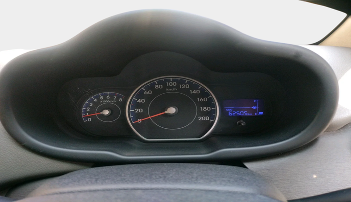 2011 Hyundai i10 MAGNA 1.2, Petrol, Manual, 62,505 km, interior