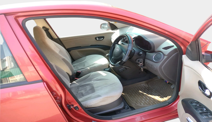 2011 Hyundai i10 MAGNA 1.2, Petrol, Manual, 62,505 km, interior