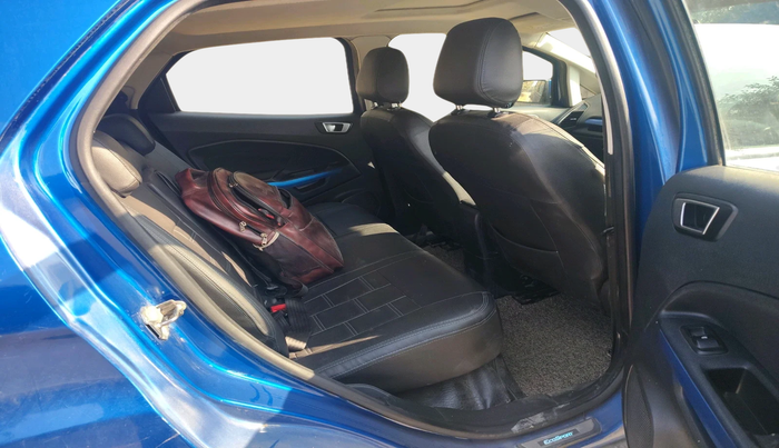 2018 Ford Ecosport TITANIUM 1.5L SIGNATURE EDITION (SUNROOF) DIESEL, Diesel, Manual, 1,23,792 km, interior