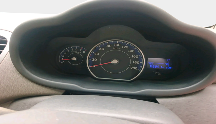 2012 Hyundai i10 MAGNA 1.2, Petrol, Manual, 66,251 km, interior