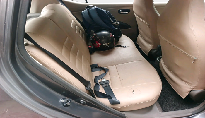 2012 Hyundai i10 MAGNA 1.2, Petrol, Manual, 66,251 km, interior