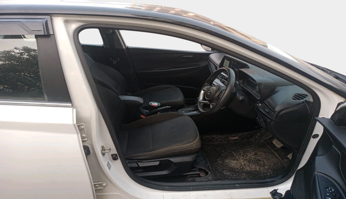 2022 Hyundai NEW I20 ASTA (O) 1.2 AT, Petrol, Automatic, 48,561 km, interior