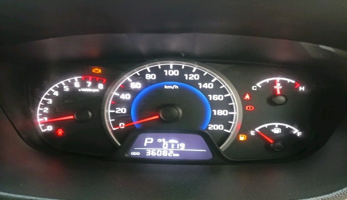 2017 Hyundai Grand i10 SPORTZ (O) AT 1.2 KAPPA VTVT, Petrol, Automatic, 36,082 km, interior