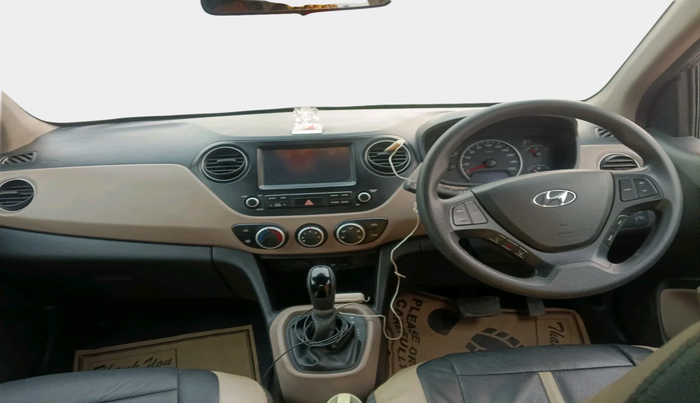 2017 Hyundai Grand i10 SPORTZ (O) AT 1.2 KAPPA VTVT, Petrol, Automatic, 36,082 km, interior