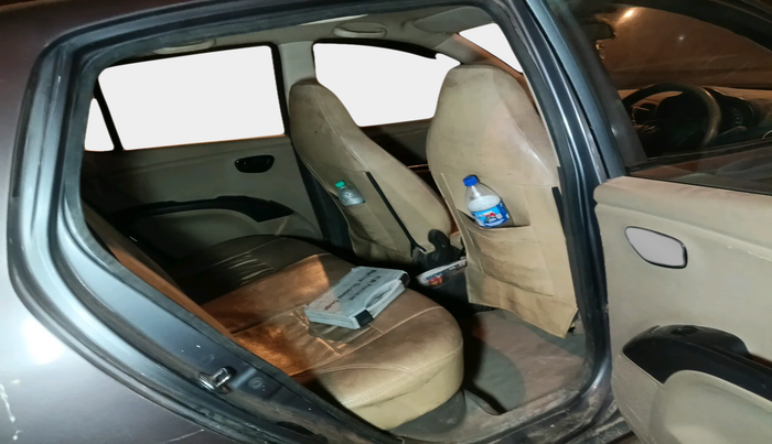 2014 Hyundai i10 MAGNA 1.1, Petrol, Manual, 83,000 km, interior