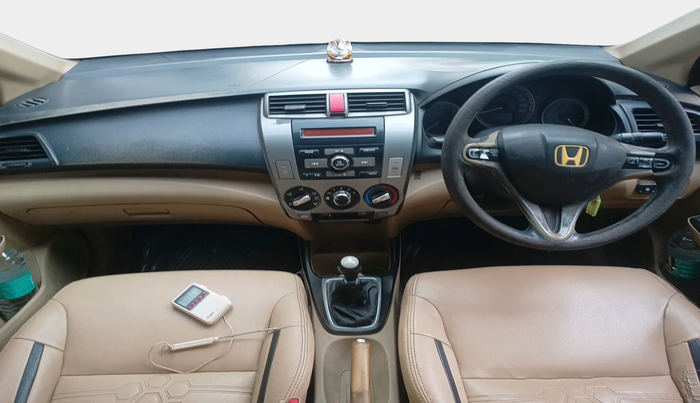 2013 Honda City 1.5L I-VTEC V MT, Petrol, Manual, 2,19,169 km, interior