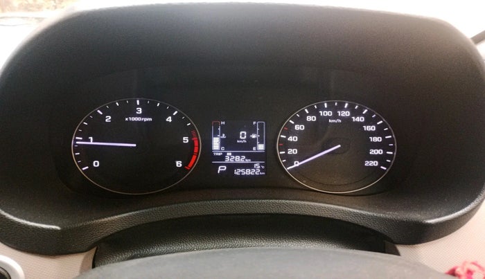 2017 Hyundai Creta SX PLUS AT 1.6 DIESEL, Diesel, Automatic, 1,25,822 km, interior