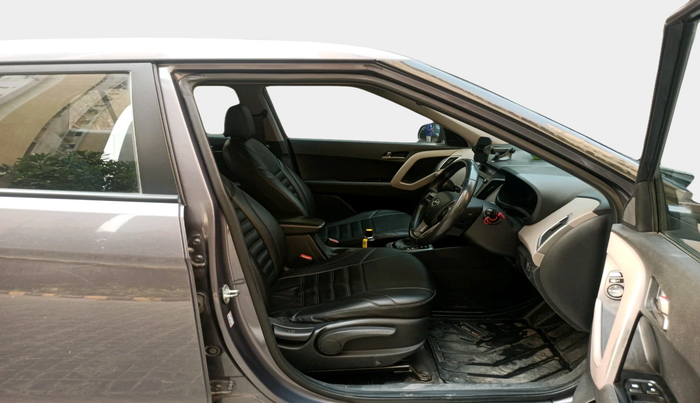 2017 Hyundai Creta SX PLUS AT 1.6 DIESEL, Diesel, Automatic, 1,25,822 km, interior