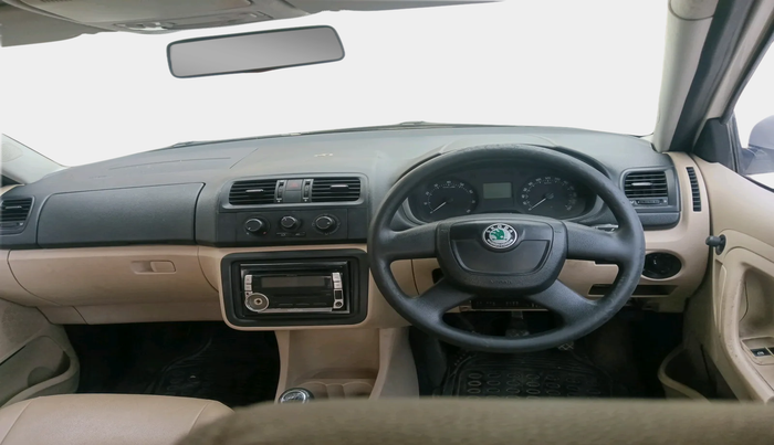 2011 Skoda Fabia ACTIVE 1.2 MPI, Petrol, Manual, 1,41,405 km, interior