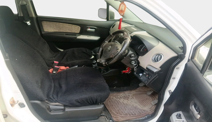 2016 Maruti Wagon R 1.0 VXI, Petrol, Manual, 1,42,407 km, interior