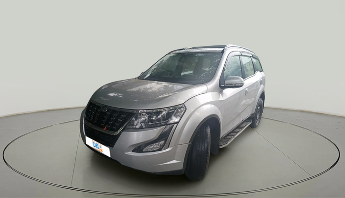 2019 Mahindra XUV500 W7 AT, Diesel, Automatic, 1,14,877 km, exterior