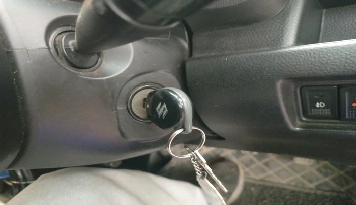 2016 Maruti Swift VXI, Petrol, Manual, 1,51,008 km, interior