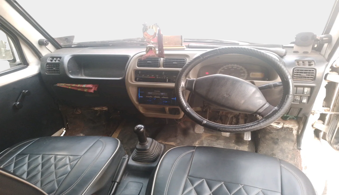 2018 Maruti Eeco 5 STR WITH A/C+HTR CNG, Petrol, Manual, 3,11,053 km, interior