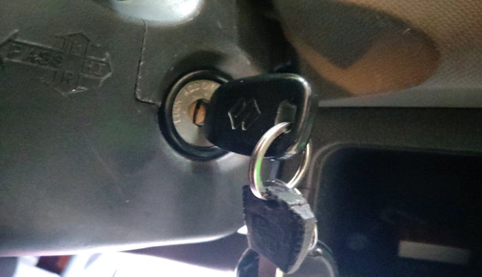 2011 Maruti Wagon R 1.0 LXI CNG, Petrol, Manual, 1,32,071 km, interior