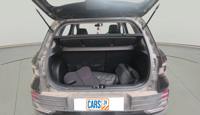 2022 Hyundai VENUE SX 1.2 PETROL, Petrol, Manual, 24,412 km, exterior