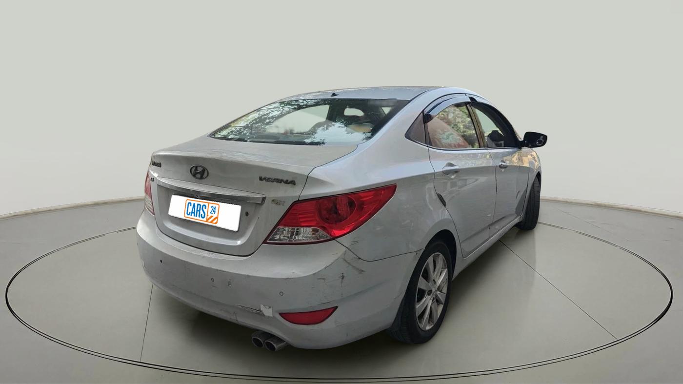 2011 Hyundai Verna FLUIDIC 1.6 VTVT SX, Petrol, Manual, 78,458 km, exterior