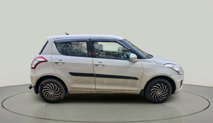 2017 Maruti Swift VXI, CNG, Manual, 1,51,684 km, exterior