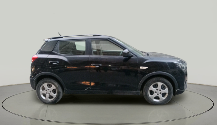 2021 Mahindra XUV300 W6 1.2 PETROL, Petrol, Manual, 70,691 km, exterior