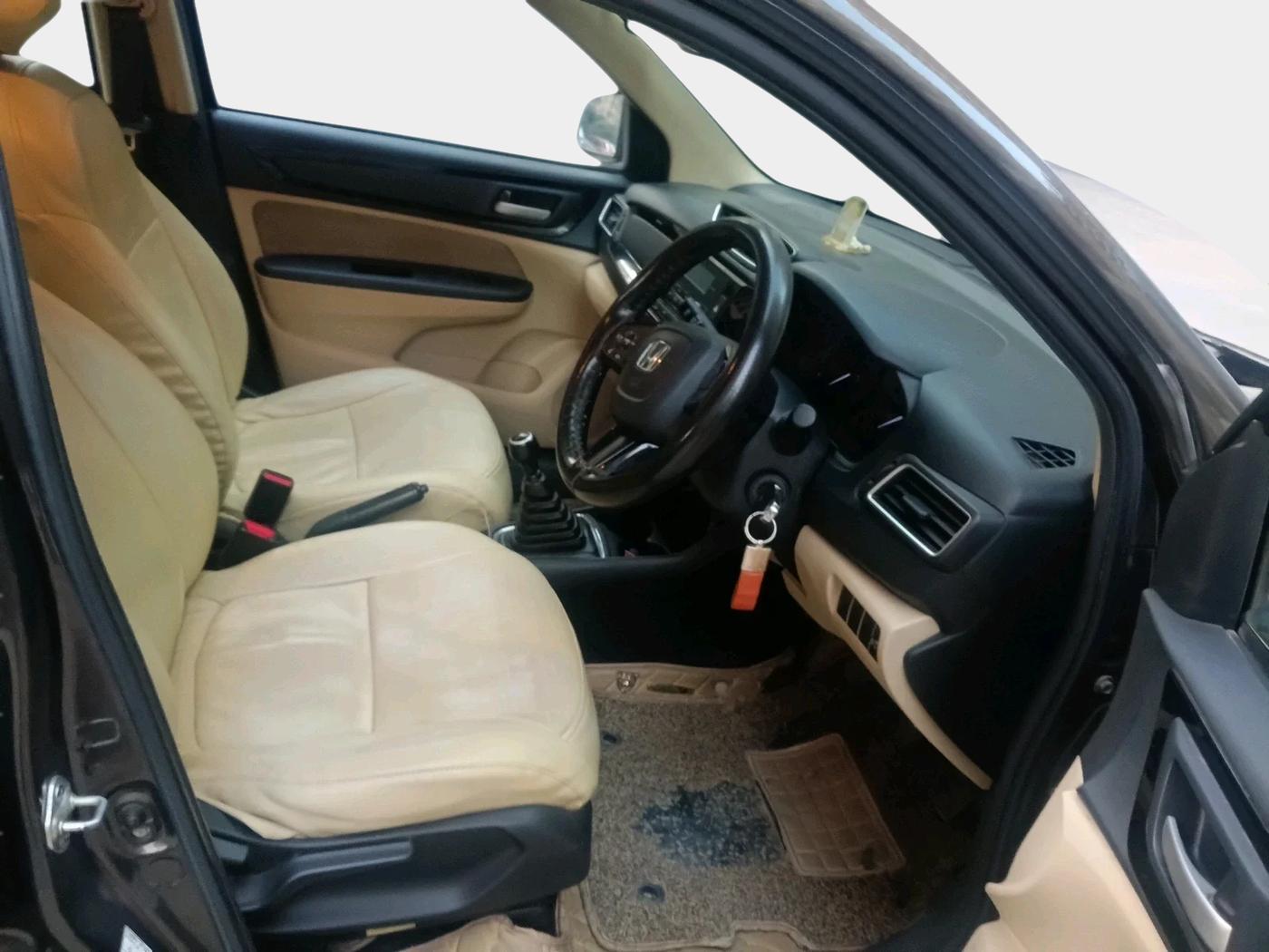 2020 Honda Amaze 1.2L I-VTEC S, Petrol, Manual, 1,23,405 km, interior
