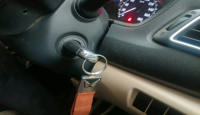 2020 Honda Amaze 1.2L I-VTEC S, Petrol, Manual, 1,23,405 km, interior