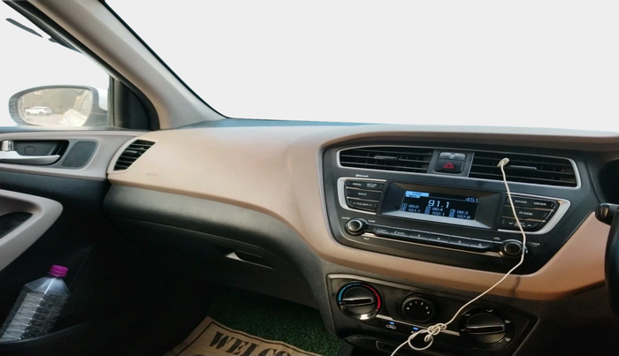 2019 Hyundai Elite i20 MAGNA PLUS 1.2, Petrol, Manual, 5,39,225 km, interior