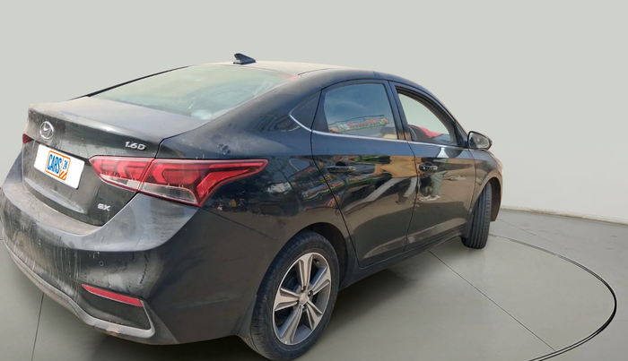 2018 Hyundai Verna 1.6 CRDI SX, Diesel, Manual, 80,951 km, exterior