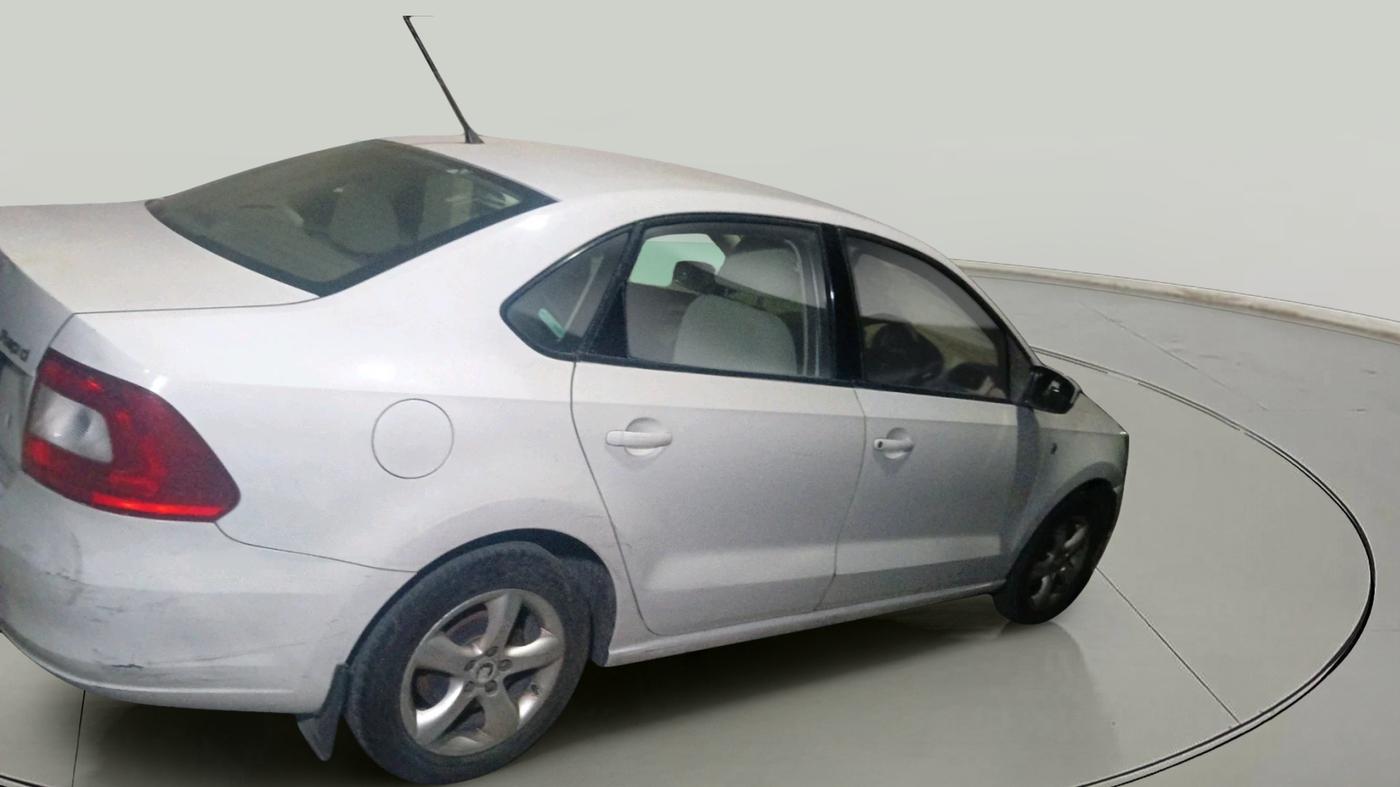 2012 Skoda Rapid ELEGANCE 1.6 MPI AT, Petrol, Automatic, 1,10,251 km, exterior