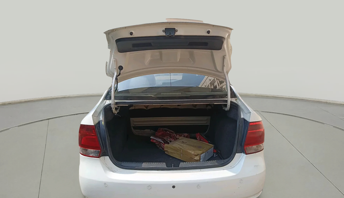 2011 Volkswagen Vento COMFORTLINE 1.6, Petrol, Manual, 91,862 km, exterior