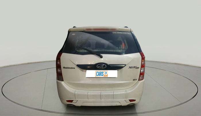 2017 Mahindra XUV500 W4, Diesel, Manual, 92,076 km, exterior