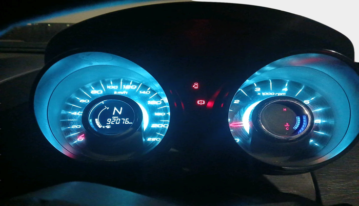 2017 Mahindra XUV500 W4, Diesel, Manual, 92,076 km, interior