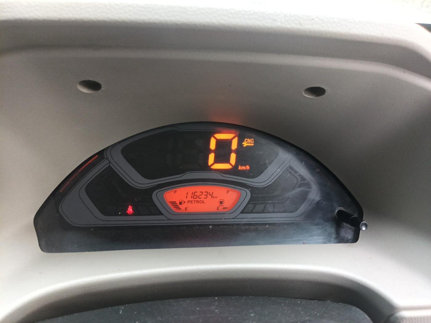 2023 Maruti Eeco 5 STR AC CNG, CNG, Manual, 1,22,000 km, interior