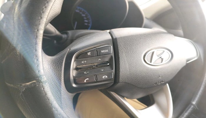 2019 Hyundai VENUE S 1.2, Petrol, Manual, 74,808 km, interior