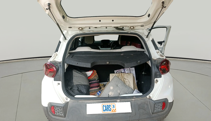 2022 Tata PUNCH PURE MT, Petrol, Manual, 49,106 km, exterior
