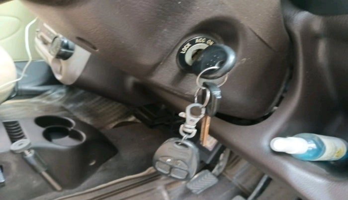 2011 Hyundai Santro Xing GLS, Petrol, Manual, 1,21,829 km, interior