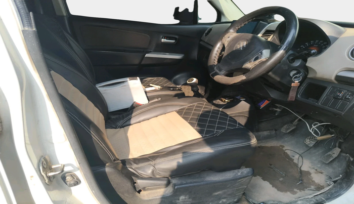 2016 Maruti Wagon R 1.0 LXI, Petrol, Manual, 70,835 km, interior