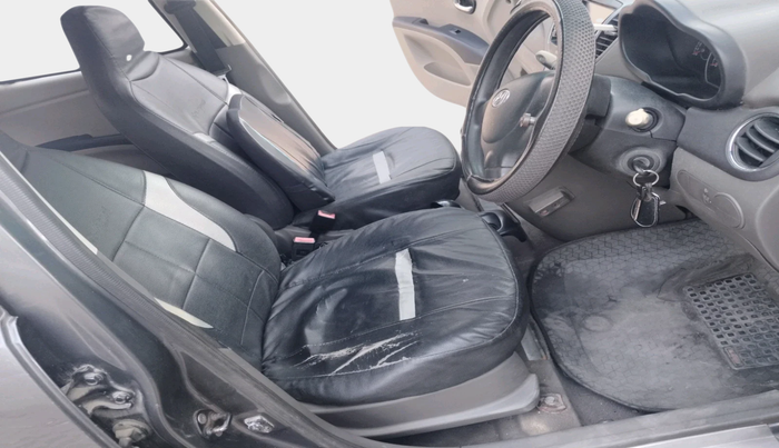 2011 Hyundai i10 MAGNA 1.2, Petrol, Manual, 81,174 km, interior